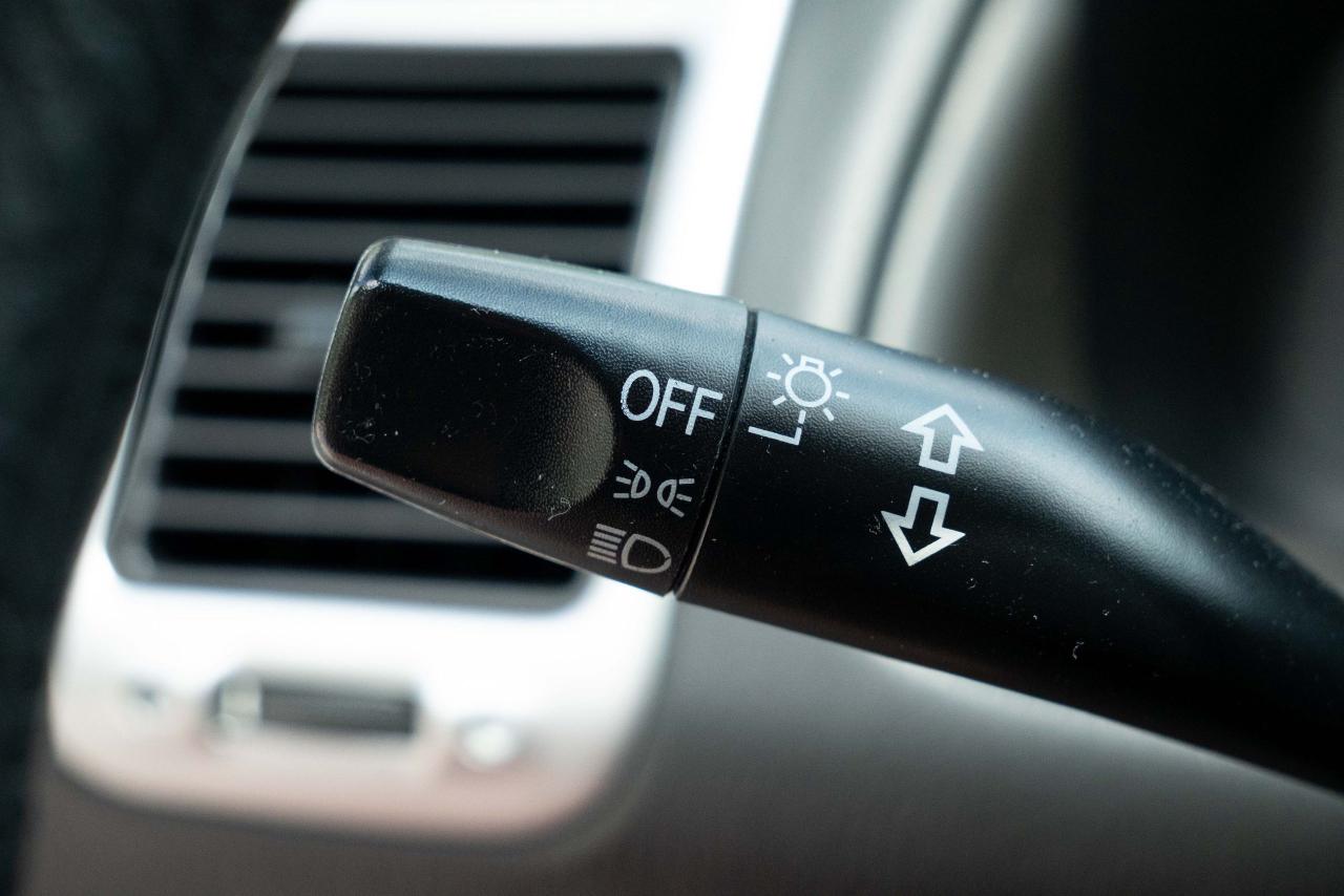 2002 Honda Civic DX - Photo #17