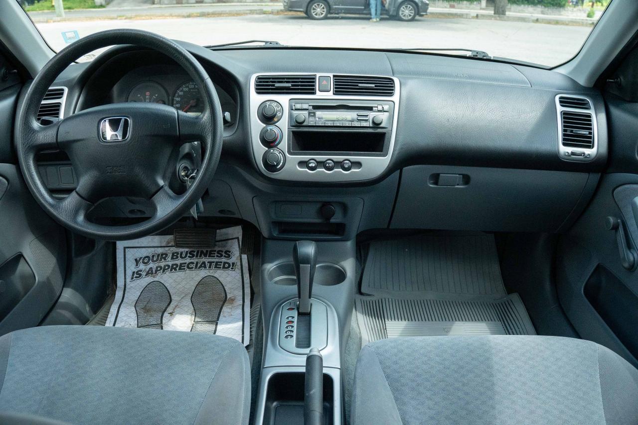 2002 Honda Civic DX - Photo #23