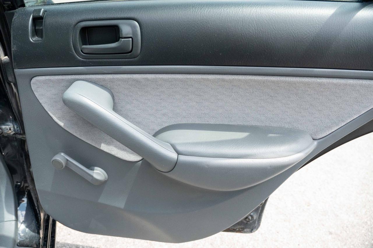 2002 Honda Civic DX - Photo #30