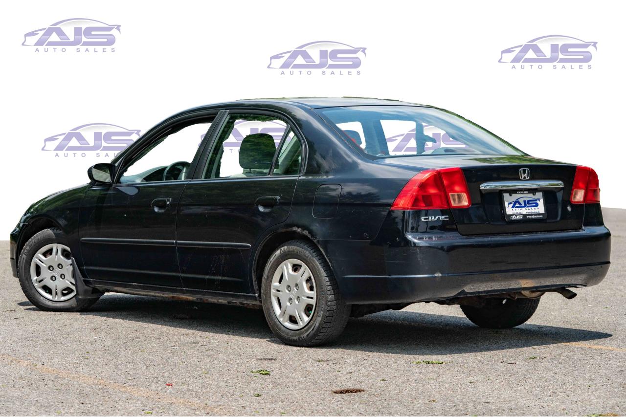 2002 Honda Civic DX - Photo #4