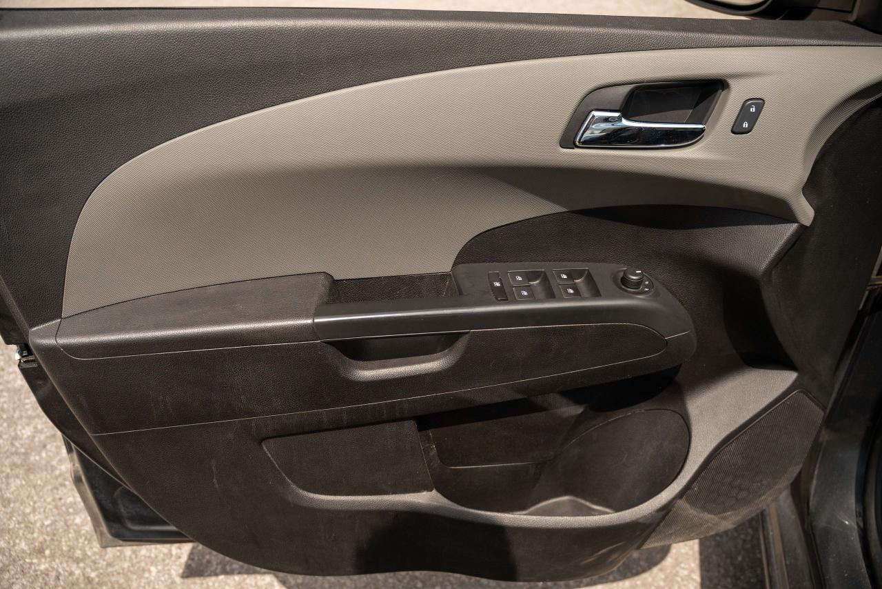 2015 Chevrolet Sonic LT - Photo #23