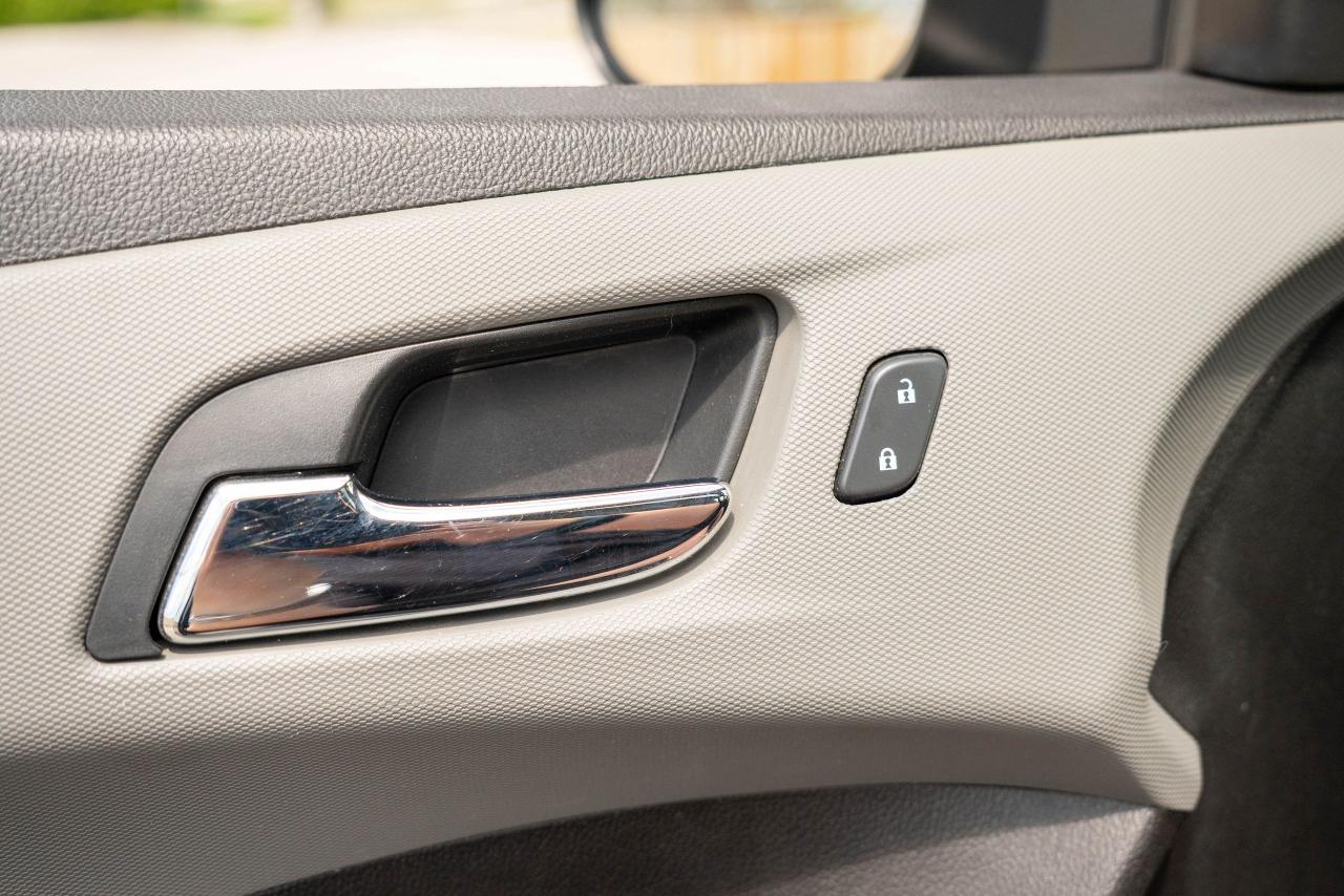 2015 Chevrolet Sonic LT - Photo #24