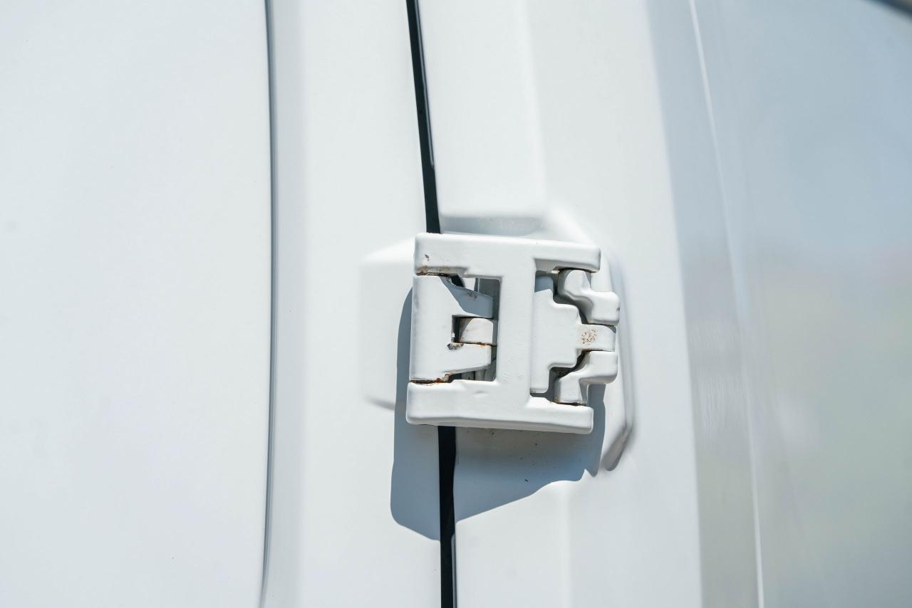 2016 Ford Transit Cargo Van 148WB LOW ROOF - Photo #19