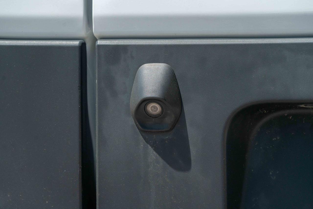 2016 Ford Transit Cargo Van 148WB LOW ROOF - Photo #25