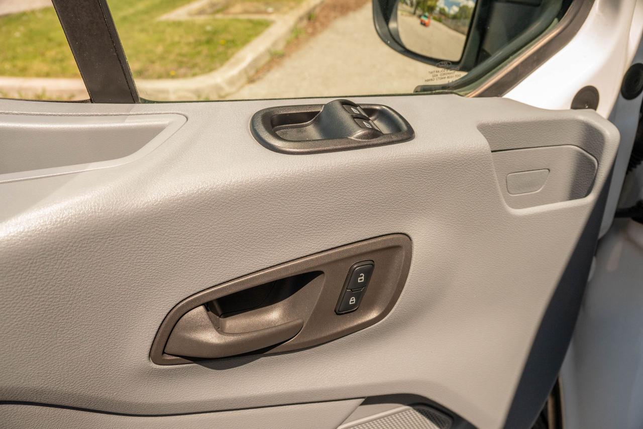 2016 Ford Transit Cargo Van 148WB LOW ROOF - Photo #27