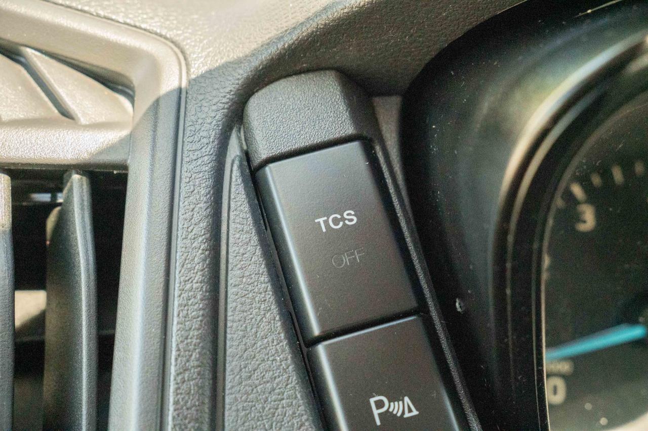 2016 Ford Transit Cargo Van 148WB LOW ROOF - Photo #30