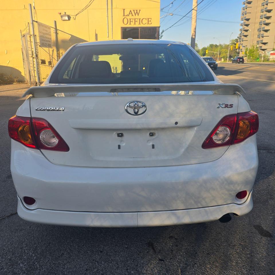 2010 Toyota Corolla XRS Photo4
