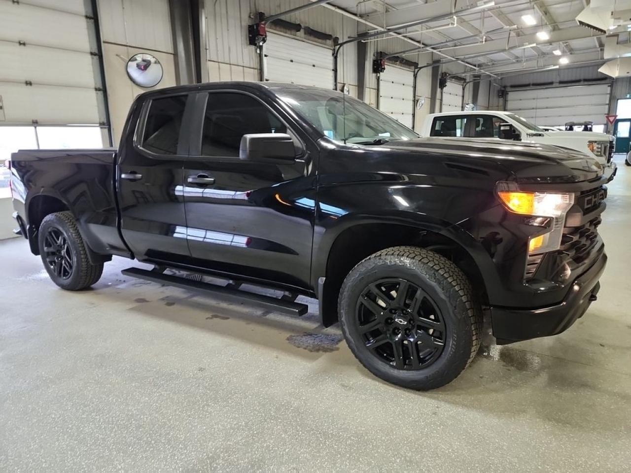 Used 2022 Chevrolet Silverado 1500 WT Z71 for sale in Sherwood Park, AB