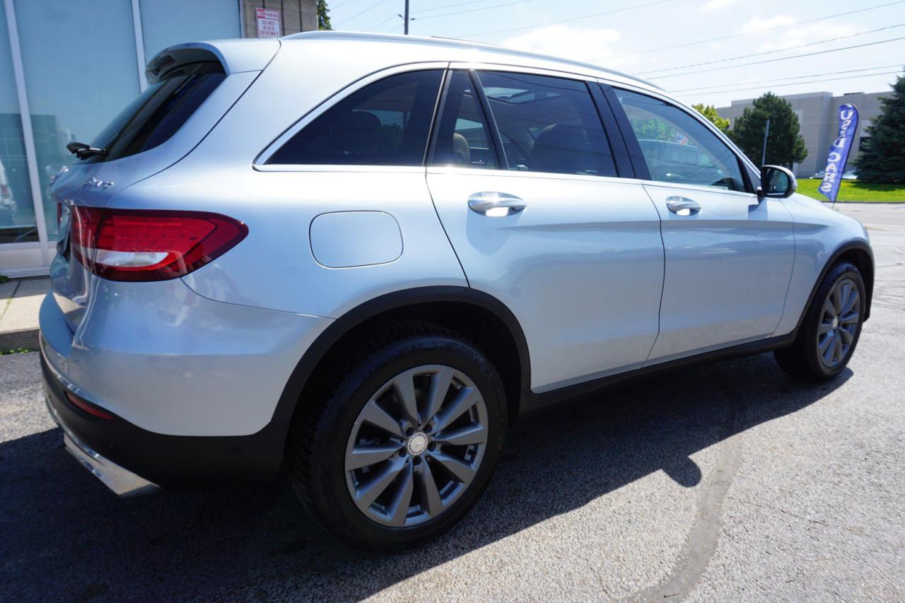 2016 Mercedes-Benz GLC-Class GLC300 4MATIC AWD CERTIFIED *ACCIDENT FREE* NAV 360 CAMERA BLUETOOTH LEATHER HEATED SEATS DUAL ROOF CRUISE ALLOYS - Photo #7