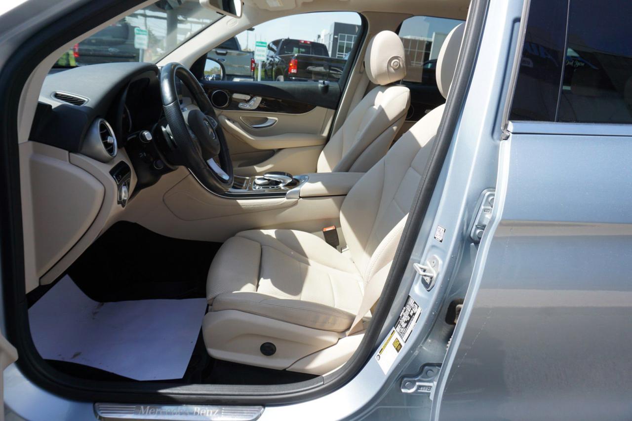 2016 Mercedes-Benz GLC-Class GLC300 4MATIC AWD CERTIFIED *ACCIDENT FREE* NAV 360 CAMERA BLUETOOTH LEATHER HEATED SEATS DUAL ROOF CRUISE ALLOYS - Photo #15