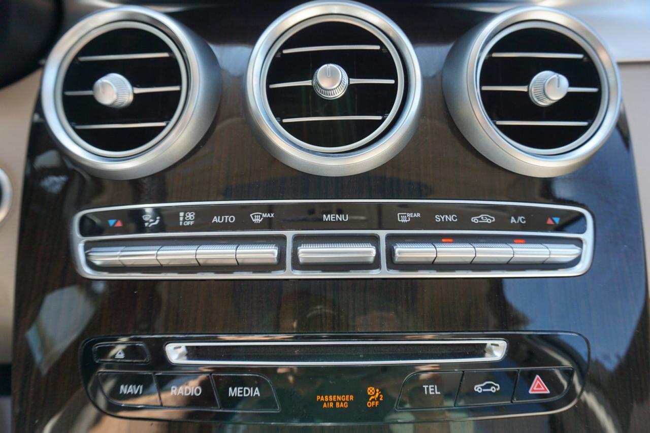 2016 Mercedes-Benz GLC-Class GLC300 4MATIC AWD CERTIFIED *ACCIDENT FREE* NAV 360 CAMERA BLUETOOTH LEATHER HEATED SEATS DUAL ROOF CRUISE ALLOYS - Photo #31