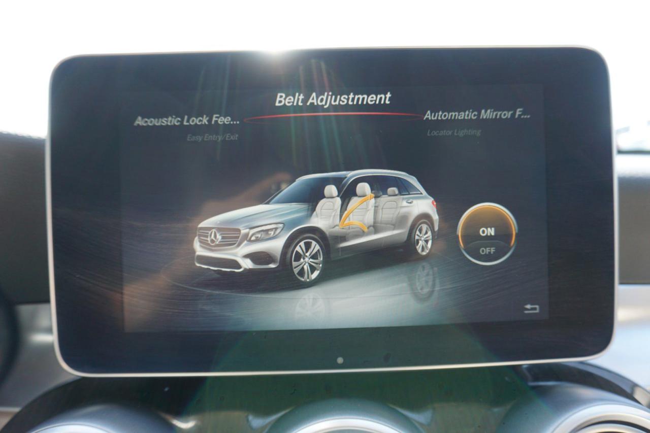 2016 Mercedes-Benz GLC-Class GLC300 4MATIC AWD CERTIFIED *ACCIDENT FREE* NAV 360 CAMERA BLUETOOTH LEATHER HEATED SEATS DUAL ROOF CRUISE ALLOYS - Photo #40