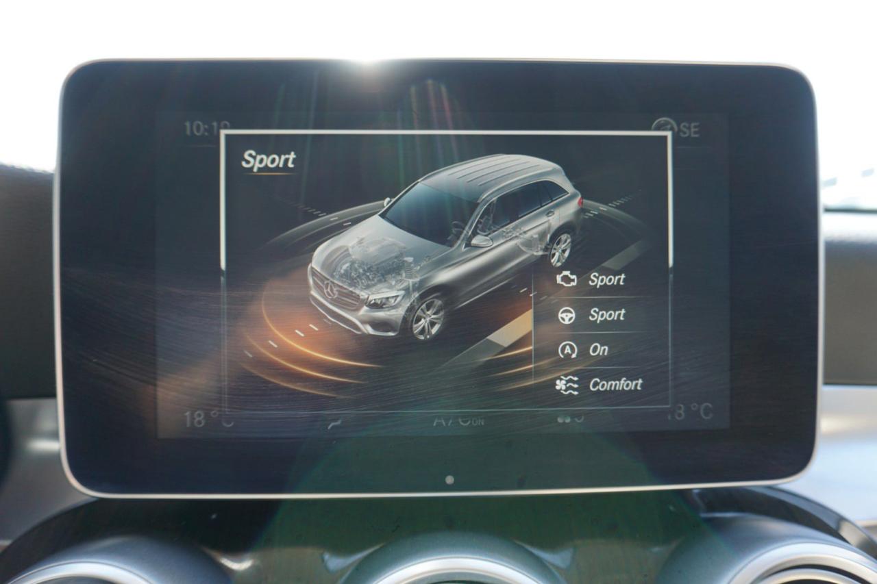 2016 Mercedes-Benz GLC-Class GLC300 4MATIC AWD CERTIFIED *ACCIDENT FREE* NAV 360 CAMERA BLUETOOTH LEATHER HEATED SEATS DUAL ROOF CRUISE ALLOYS - Photo #44