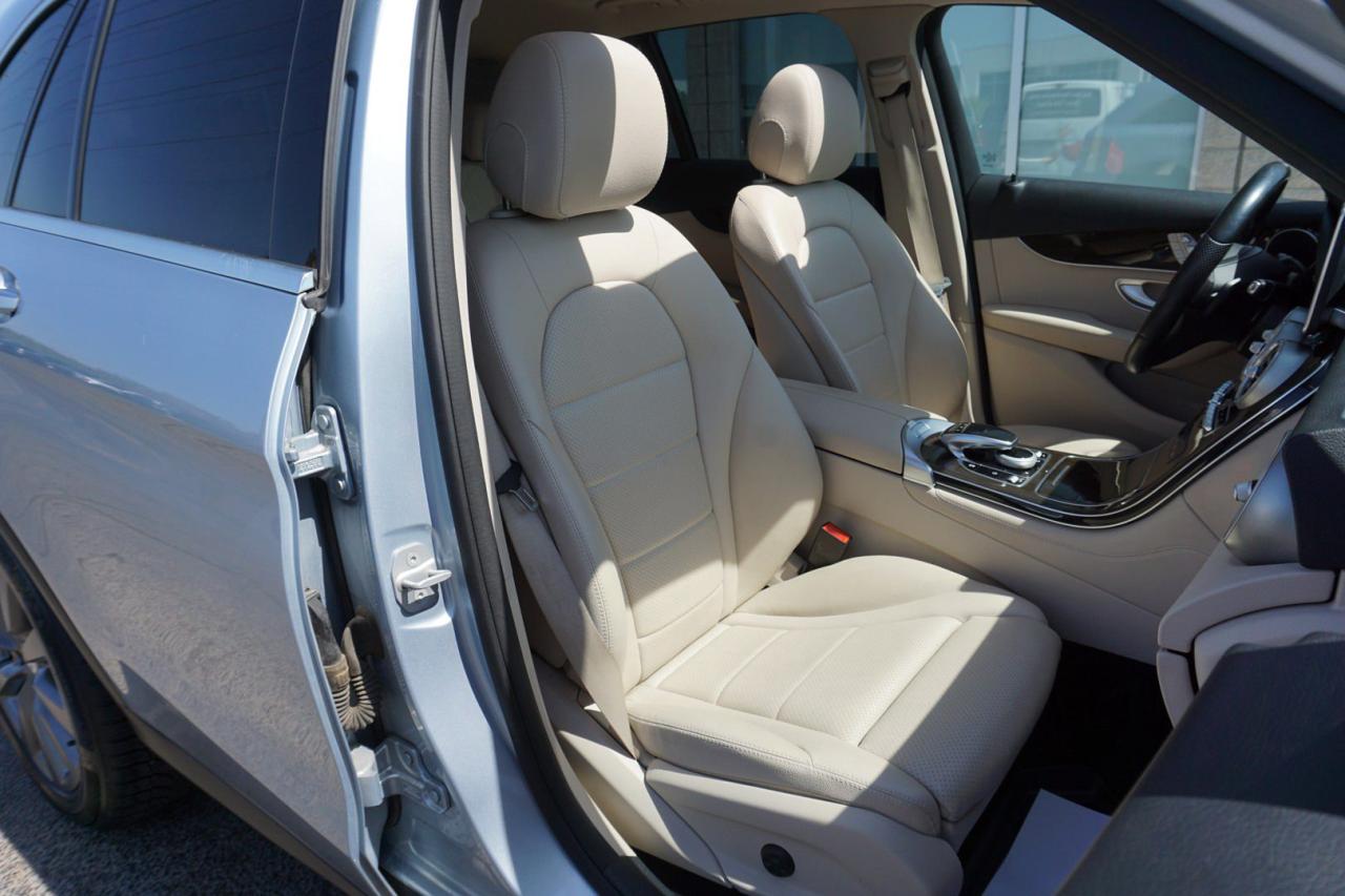 2016 Mercedes-Benz GLC-Class GLC300 4MATIC AWD CERTIFIED *ACCIDENT FREE* NAV 360 CAMERA BLUETOOTH LEATHER HEATED SEATS DUAL ROOF CRUISE ALLOYS - Photo #19