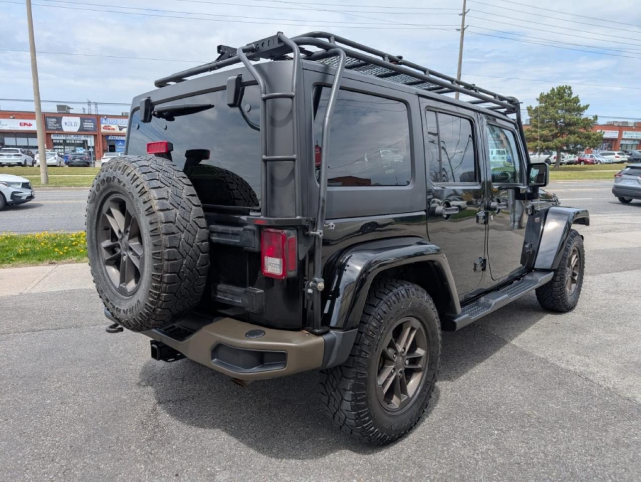 2017 Jeep Wrangler Unlimited 75TH ANNIV*4WD*LOADED*HARD/SOFT TOP *PRICE TO SELL - Photo #5