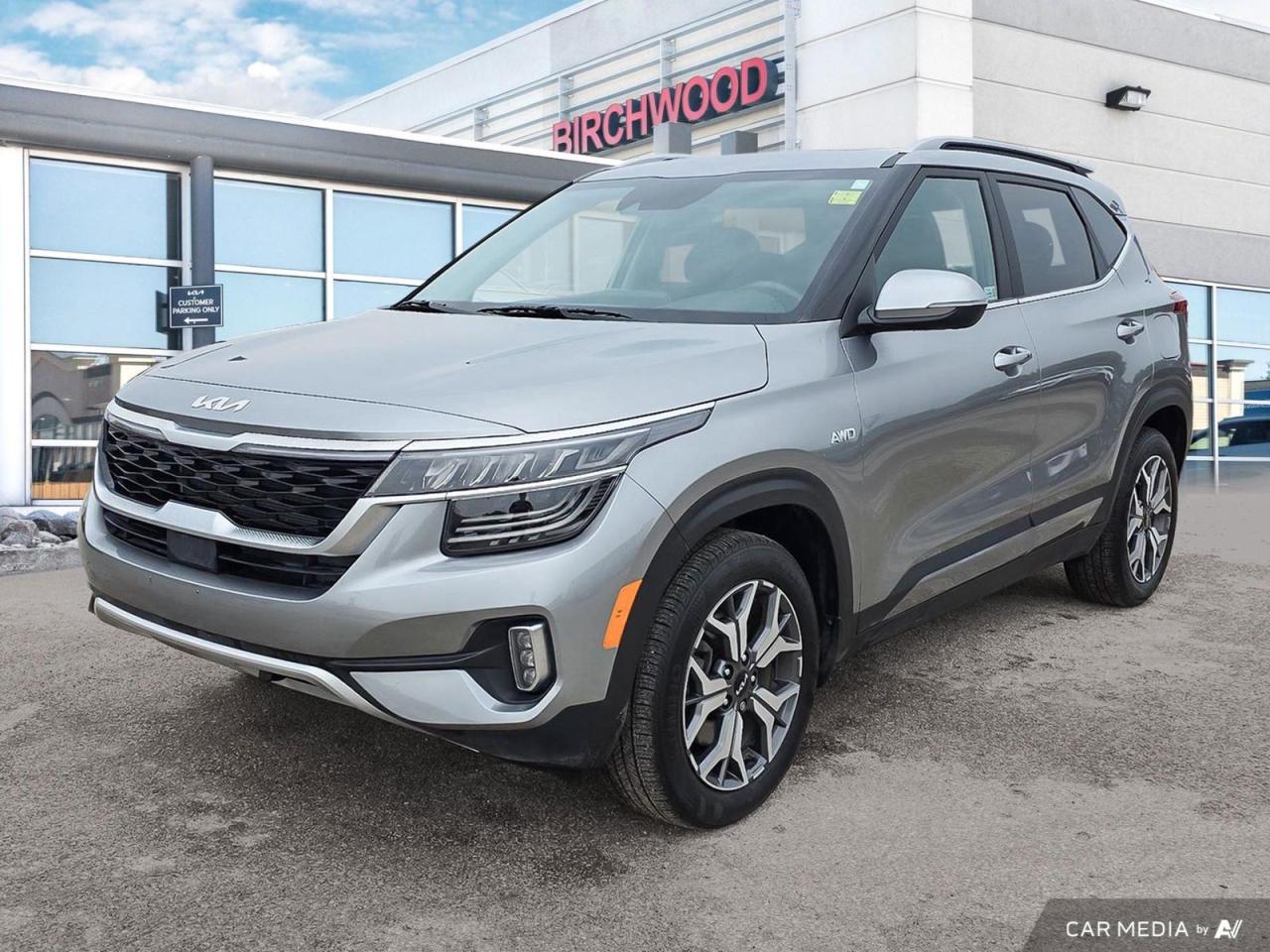 Used 2023 Kia Seltos EX Premium Clean CARFAX | Heated Seats | BackUp Cam for sale in Winnipeg, MB