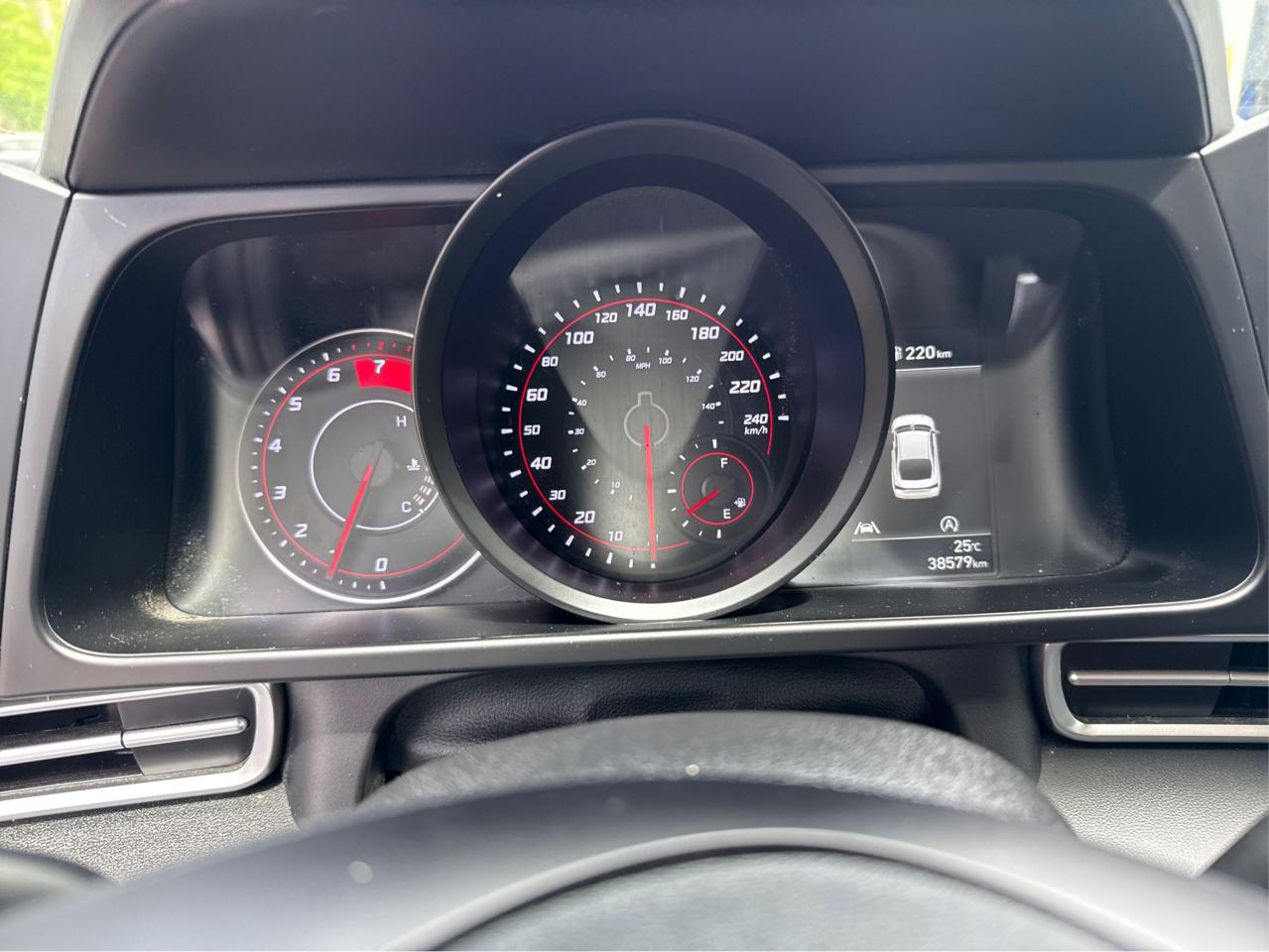 2023 Hyundai Elantra  - Photo #12