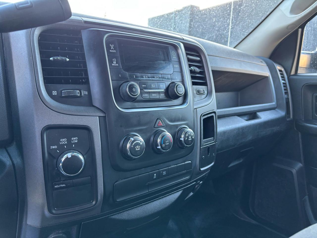 2013 RAM 1500 ST - Photo #9