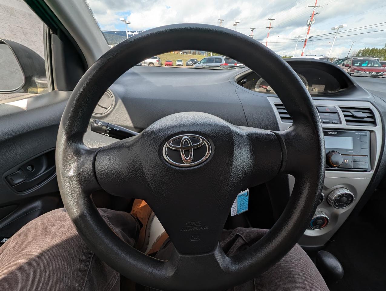 2008 Toyota Yaris BASE Photo
