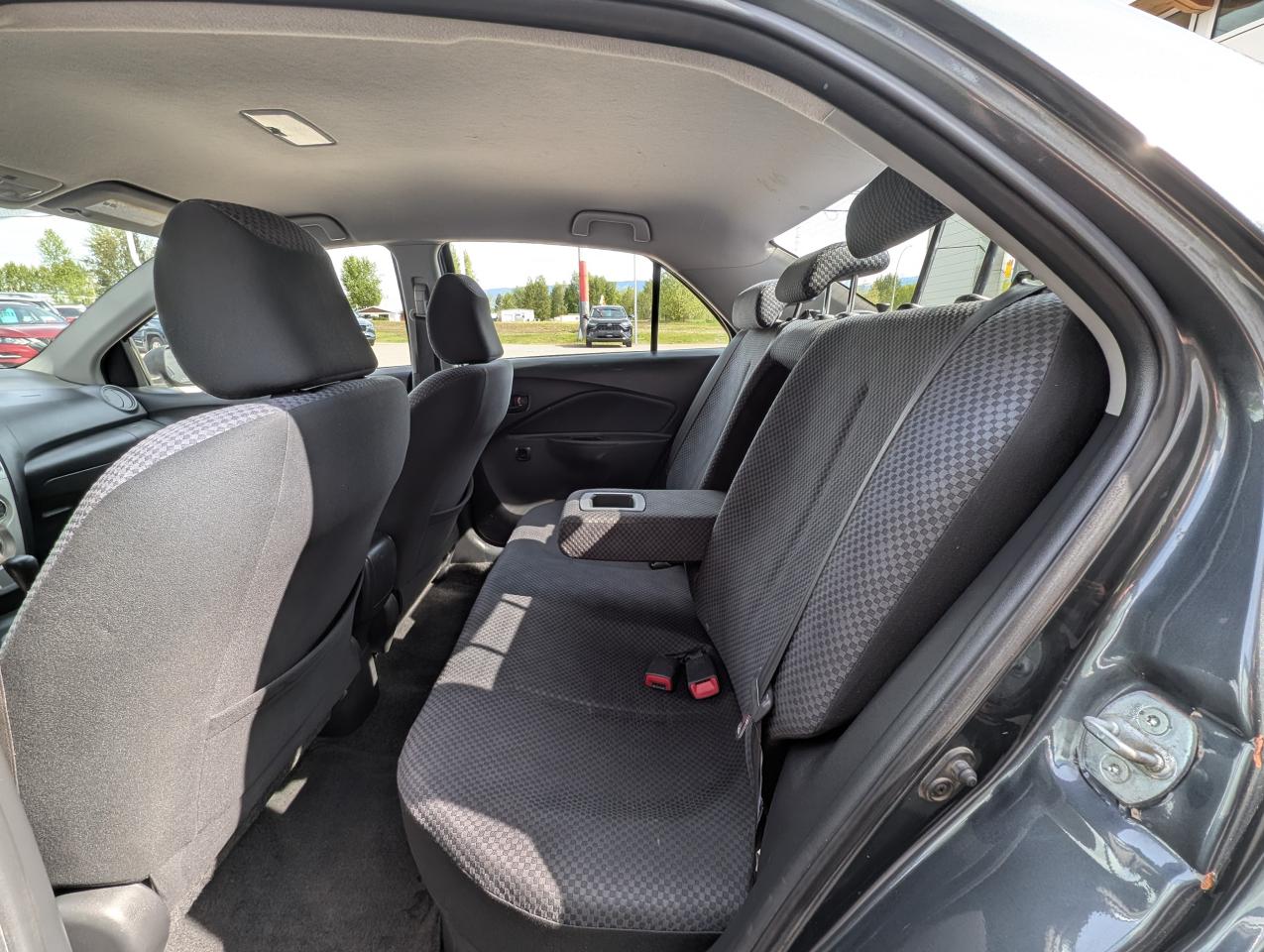 2008 Toyota Yaris BASE Photo