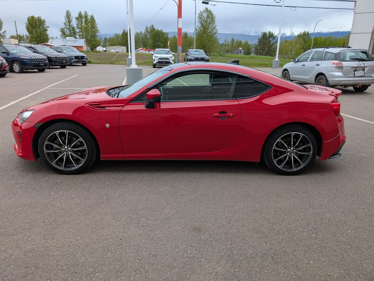 2017 Toyota 86 Base Photo3