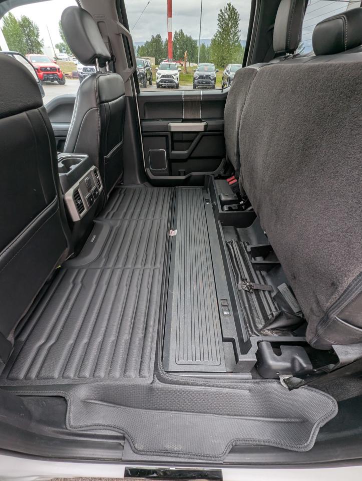 2020 Ford F-350 Super Duty SRW Lariat Photo