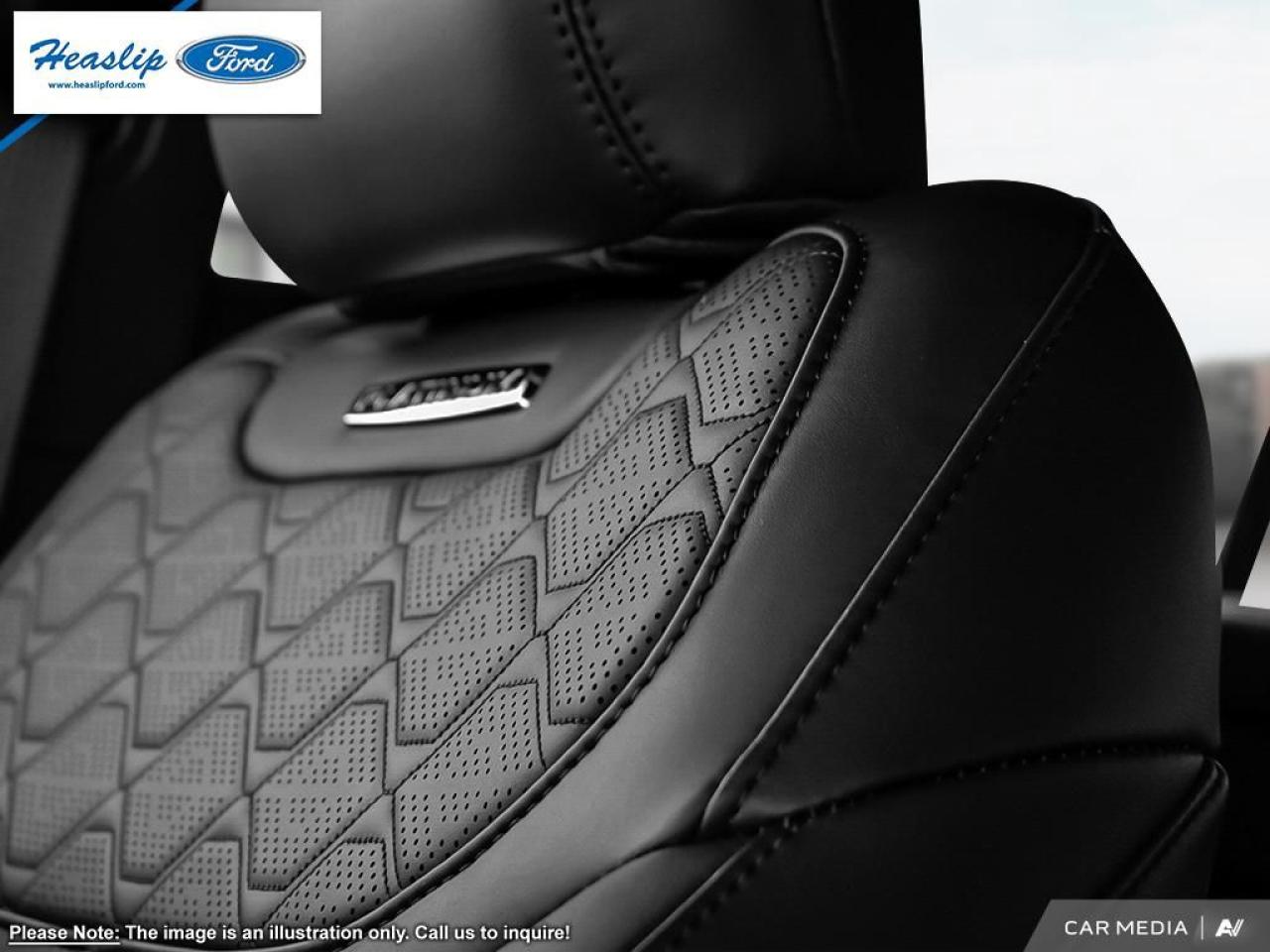 2025 Ford Explorer Platinum Photo5