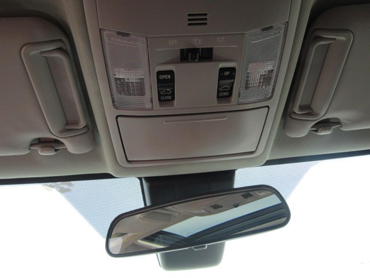 2018 Toyota RAV4 XLE Photo