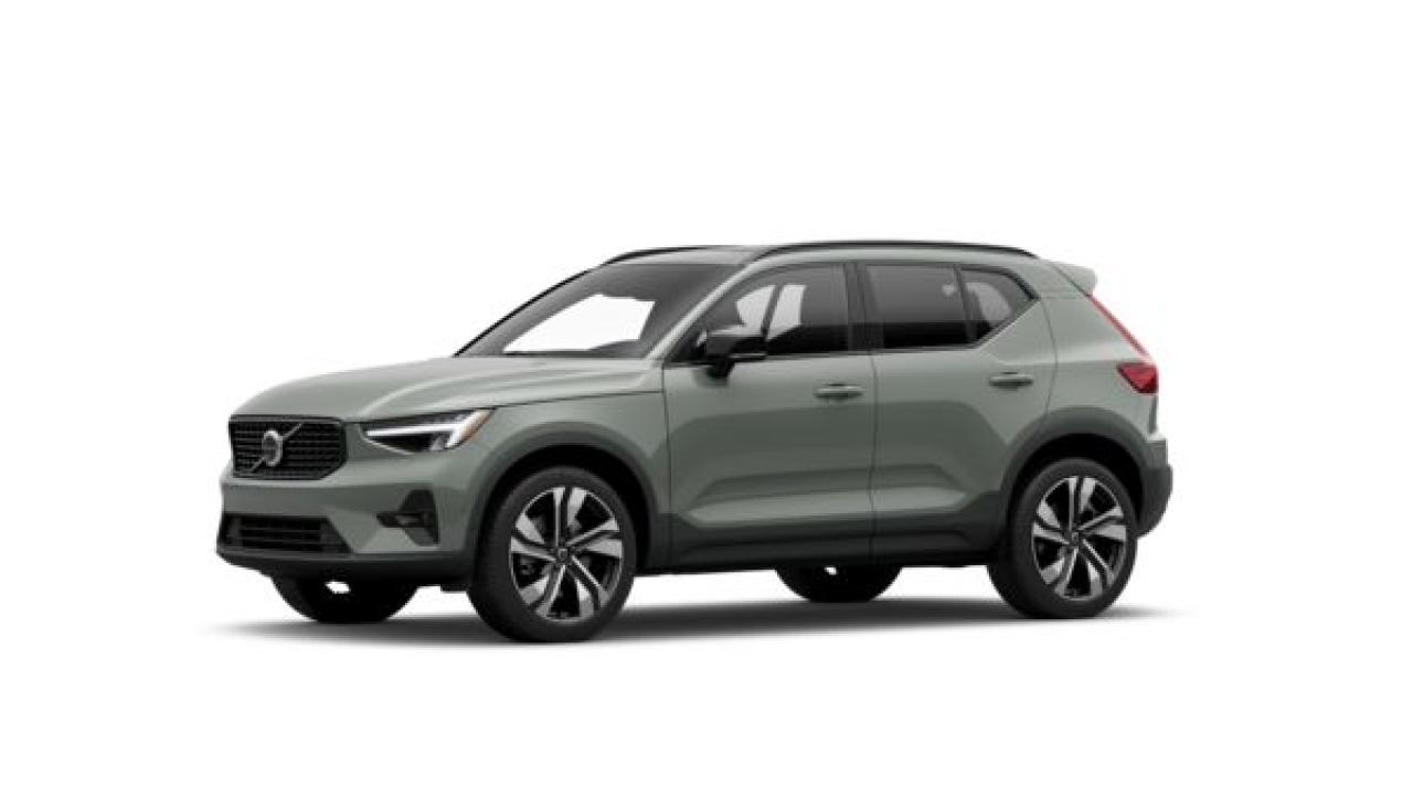New 2025 Volvo XC40 B5 AWD Plus Dark Theme for sale in Surrey, BC