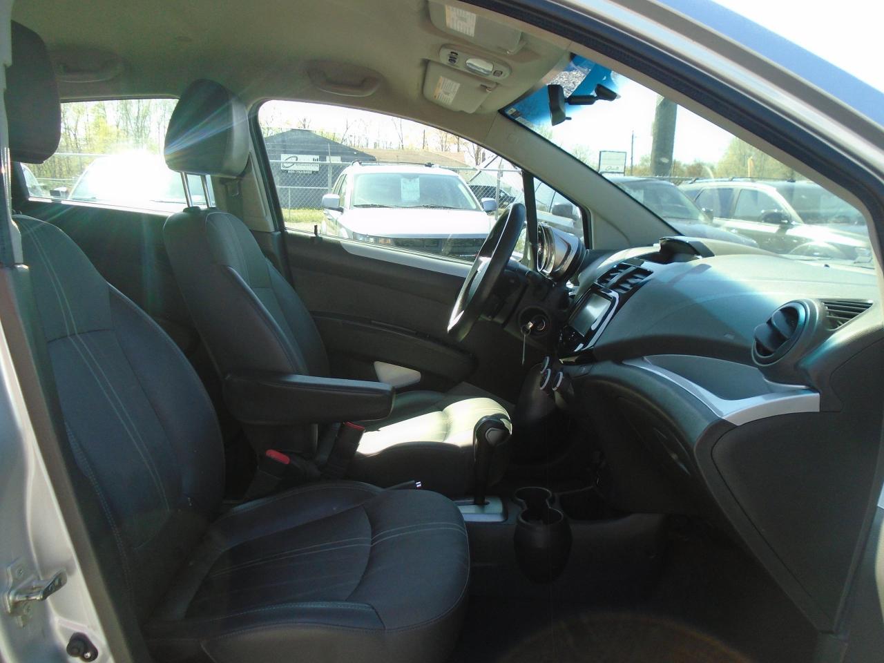 2015 Chevrolet Spark 5dr HB CVT LT w-1LT - Photo #22