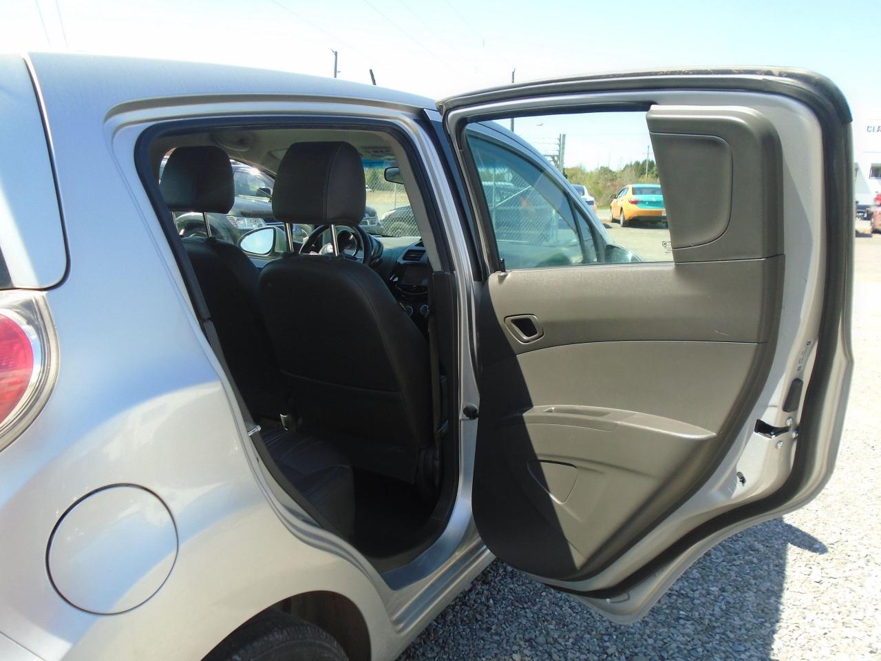 2015 Chevrolet Spark 5dr HB CVT LT w-1LT - Photo #25