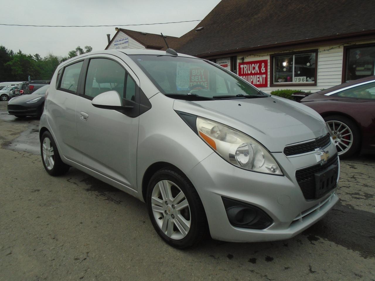 2015 Chevrolet Spark 5dr HB CVT LT w-1LT Photo2