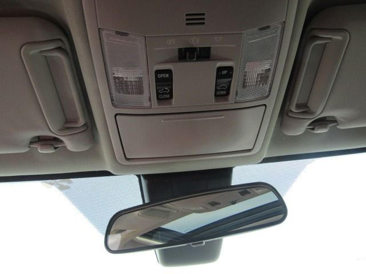 2018 Toyota RAV4 XLE - Photo #24