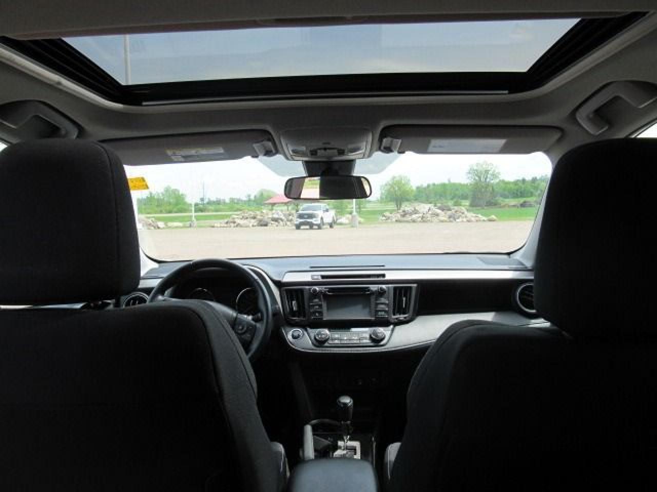 2018 Toyota RAV4 XLE - Photo #27