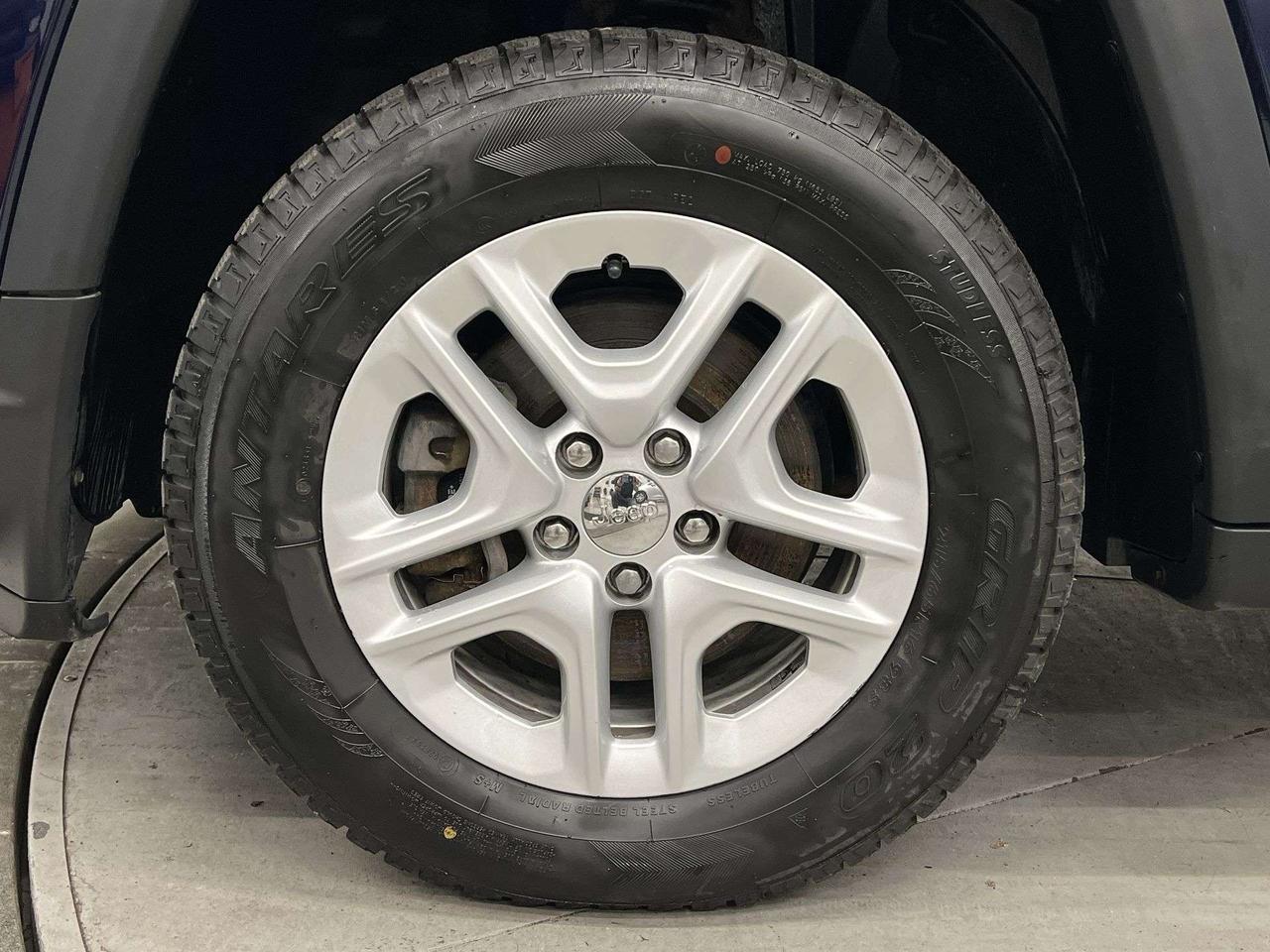 2018 Jeep Compass SPORT 4X4 | HEATED SEATS/ STEERING | REMOTE START Photo