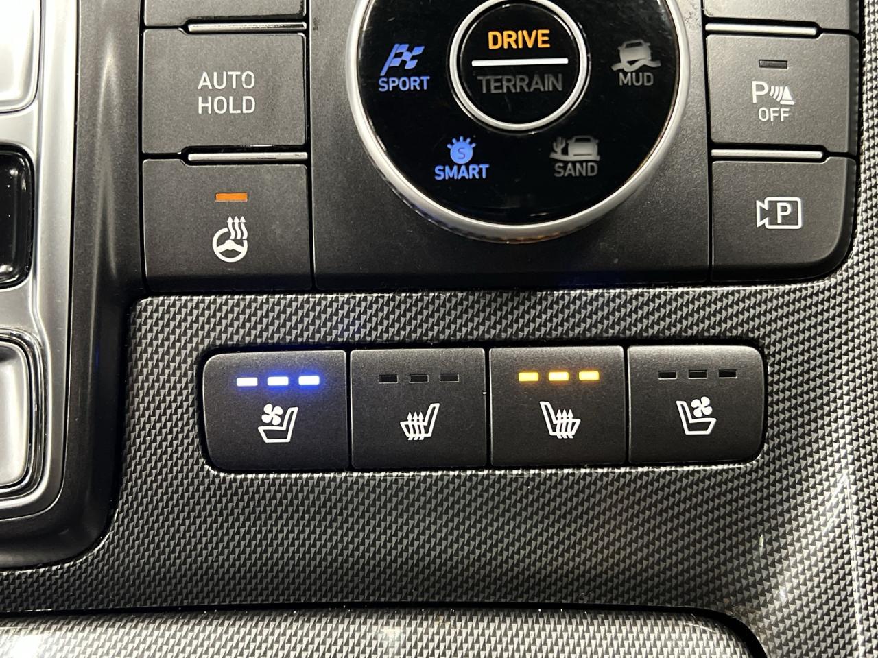 2023 Hyundai Santa Fe Hybrid LUXURY AWD|LEATHER|PANO ROOF|COOLED SEATS Photo