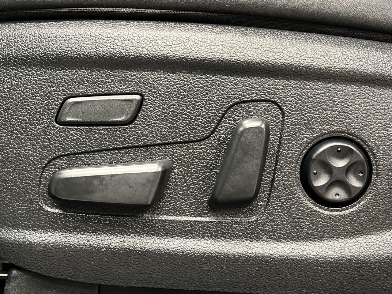 2023 Hyundai Santa Fe Hybrid LUXURY AWD|LEATHER|PANO ROOF|COOLED SEATS Photo