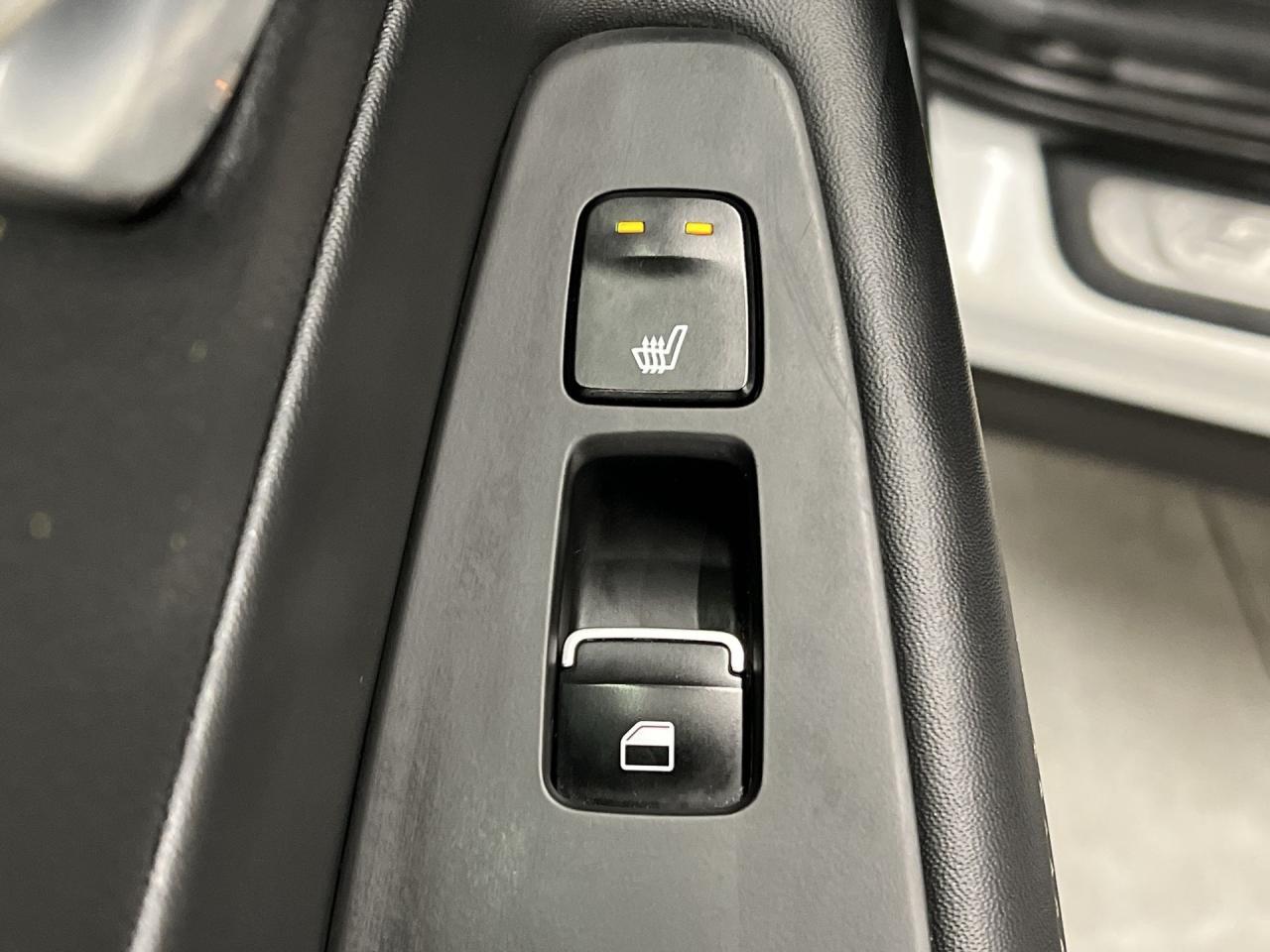 2023 Hyundai Santa Fe Hybrid LUXURY AWD|LEATHER|PANO ROOF|COOLED SEATS Photo