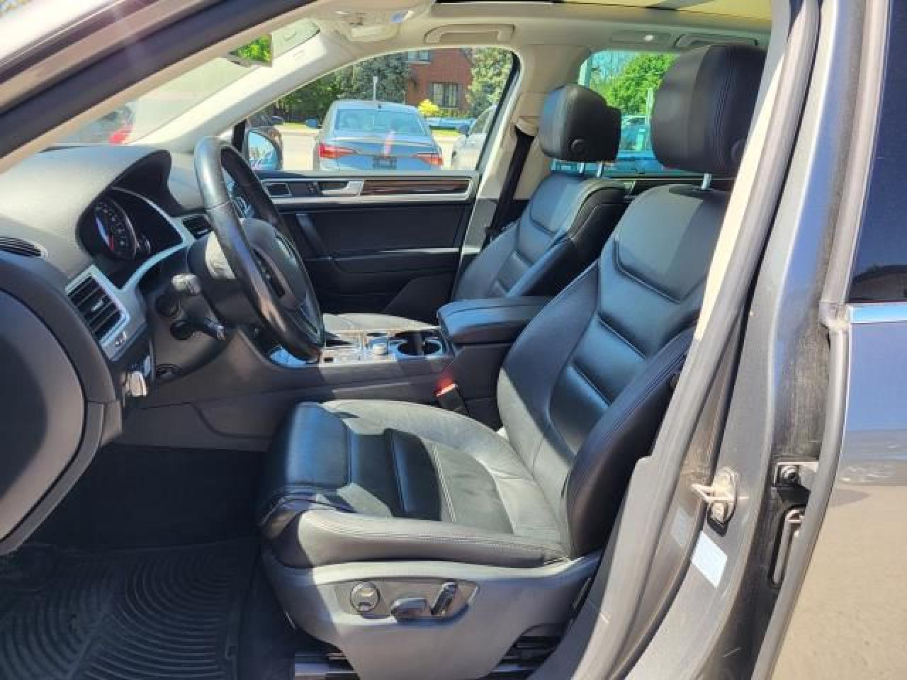 2015 Volkswagen Touareg TDI EXECUTIVE Photo9