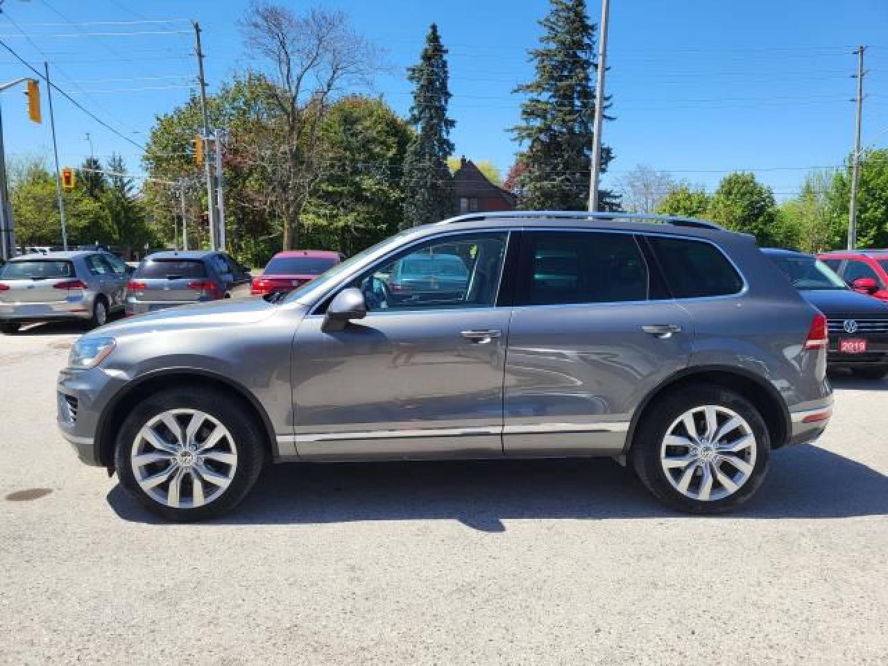2015 Volkswagen Touareg TDI EXECUTIVE Photo22
