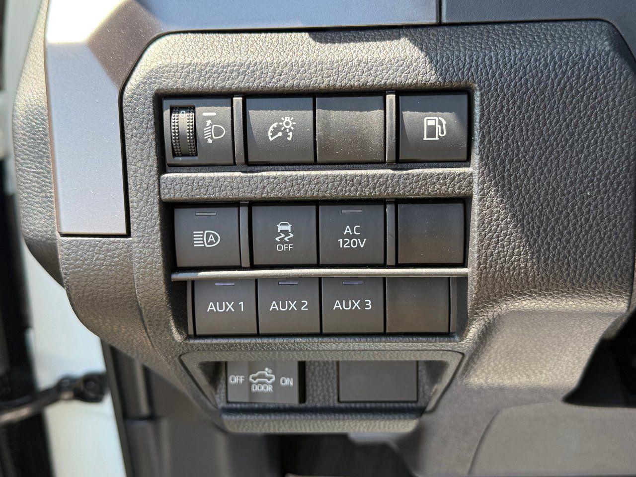 2025 Toyota Tacoma HYBRID TRD Off Road Premium Photo