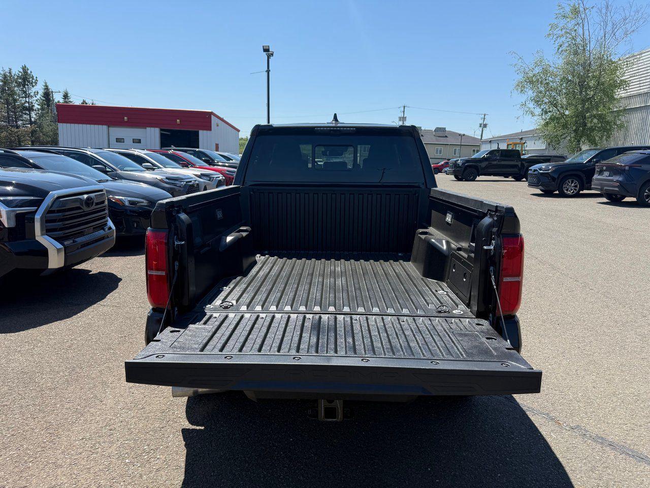 2025 Toyota Tacoma HYBRID TRD Off Road Premium Photo