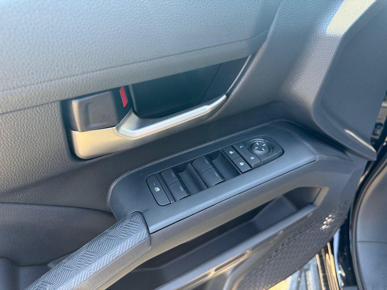 2025 Toyota Tacoma HYBRID TRD Off Road Premium Photo