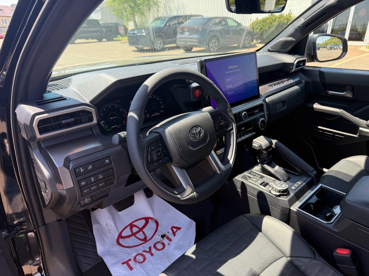 2025 Toyota Tacoma HYBRID TRD Off Road Premium Photo