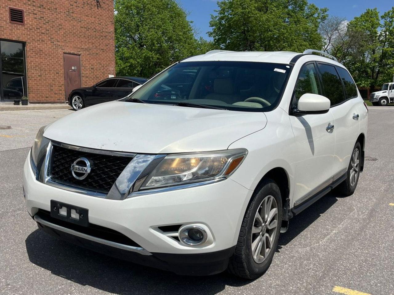 Used 2014 Nissan Pathfinder SL 4dr SUV 4WD (3.5L 6cyl CVT) for sale in Mississauga, ON