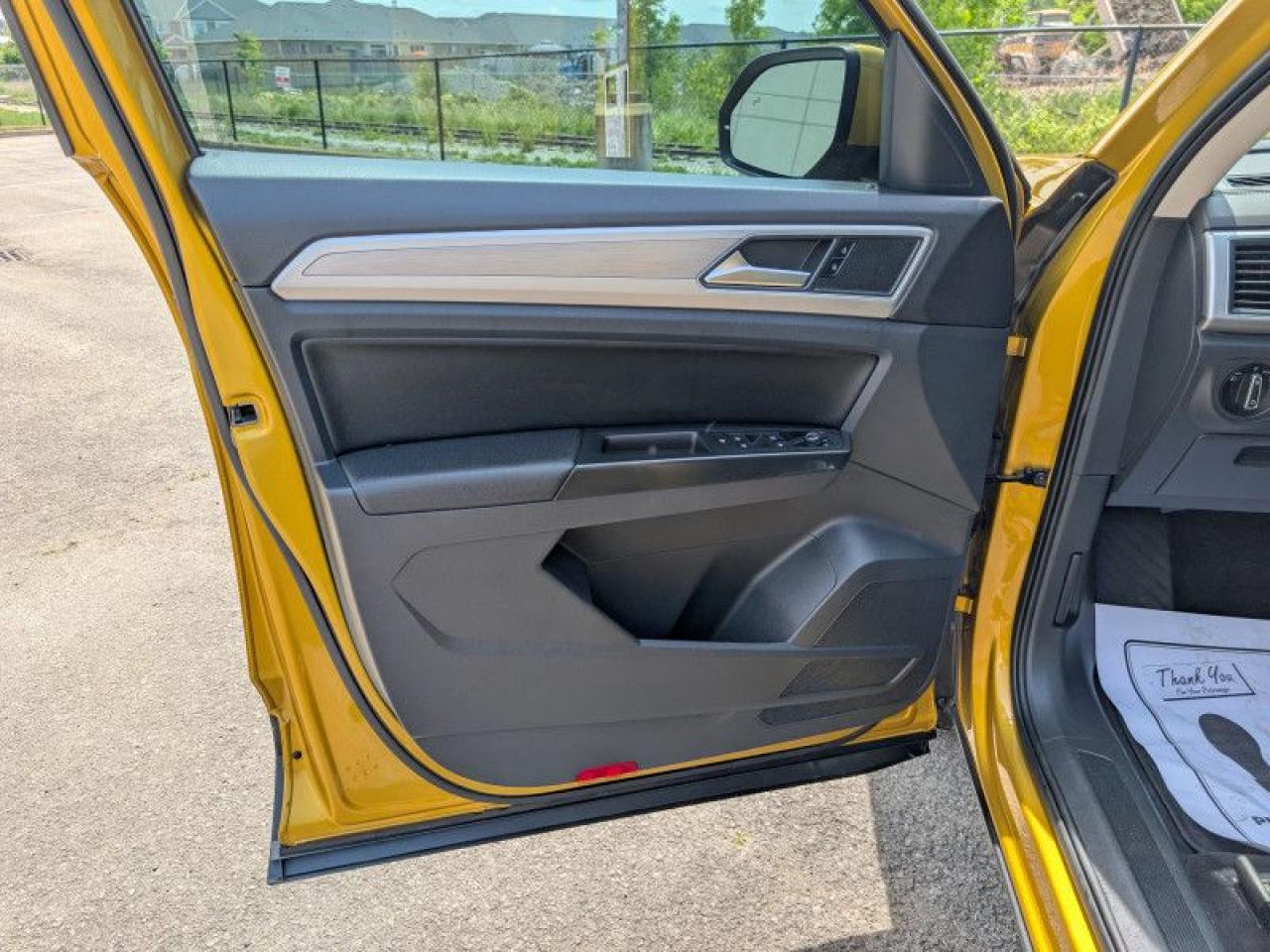 2018 Volkswagen Atlas Comfortline  **GOLDEN NUGGET** Photo