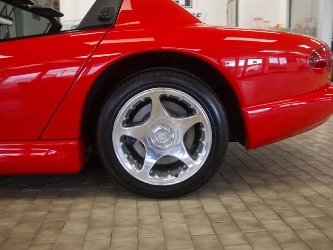 1997 Dodge Viper RT/10  **ONLY 117 MADE - COLLECTOR CAR** Photo