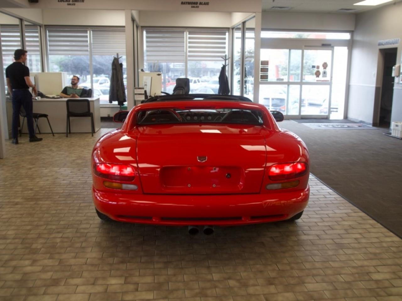 1997 Dodge Viper RT/10  **ONLY 117 MADE - COLLECTOR CAR** Photo4
