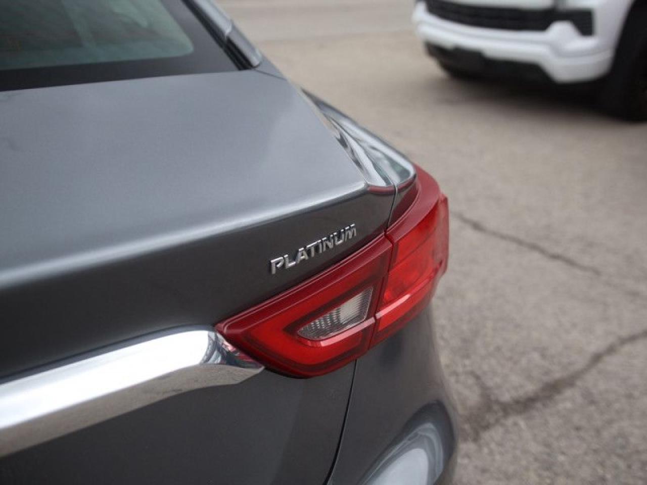 2018 Nissan Maxima Platinum  **COOLED SEATS - 360 CAMERA** Photo