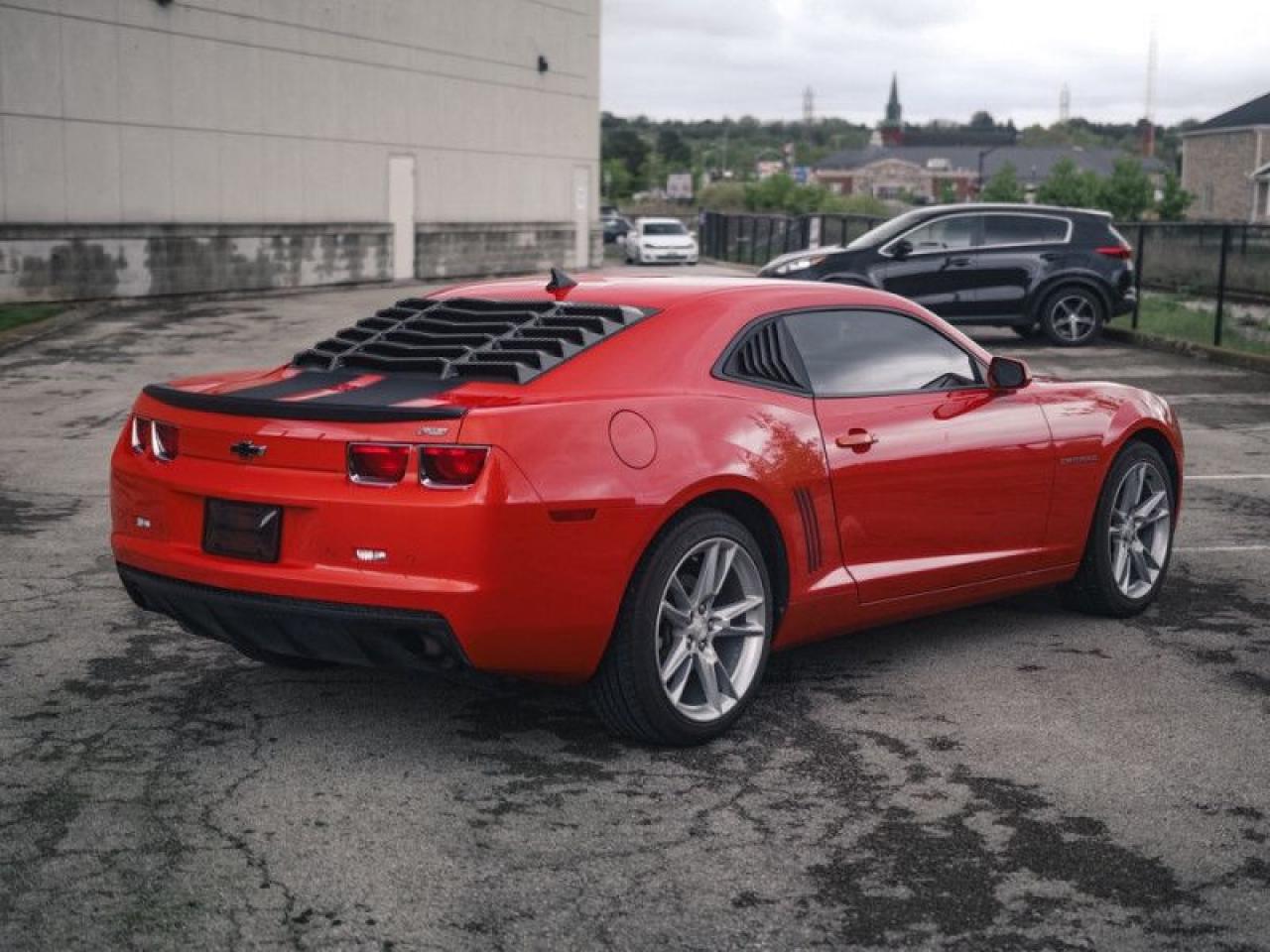 2010 Chevrolet Camaro 2LT  **RS PKG - ORANGE LEATHER** Photo4